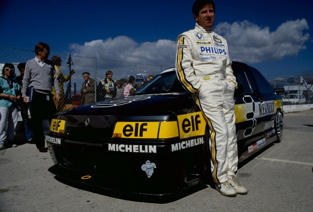 R21 Super Tourisme - sport-collection-2026 | Peugeot et Renault